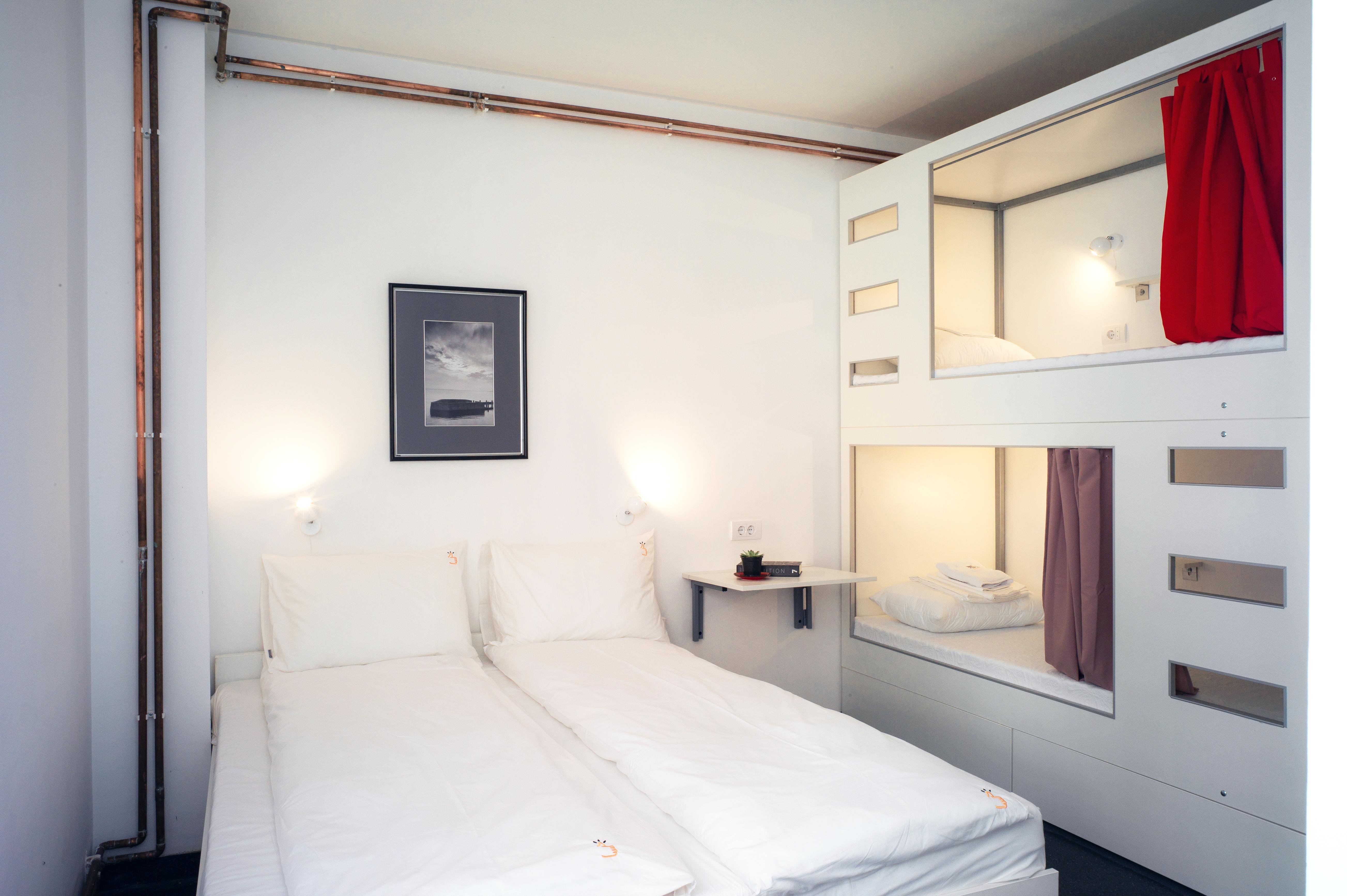 Good People Design Hostel Белград Экстерьер фото