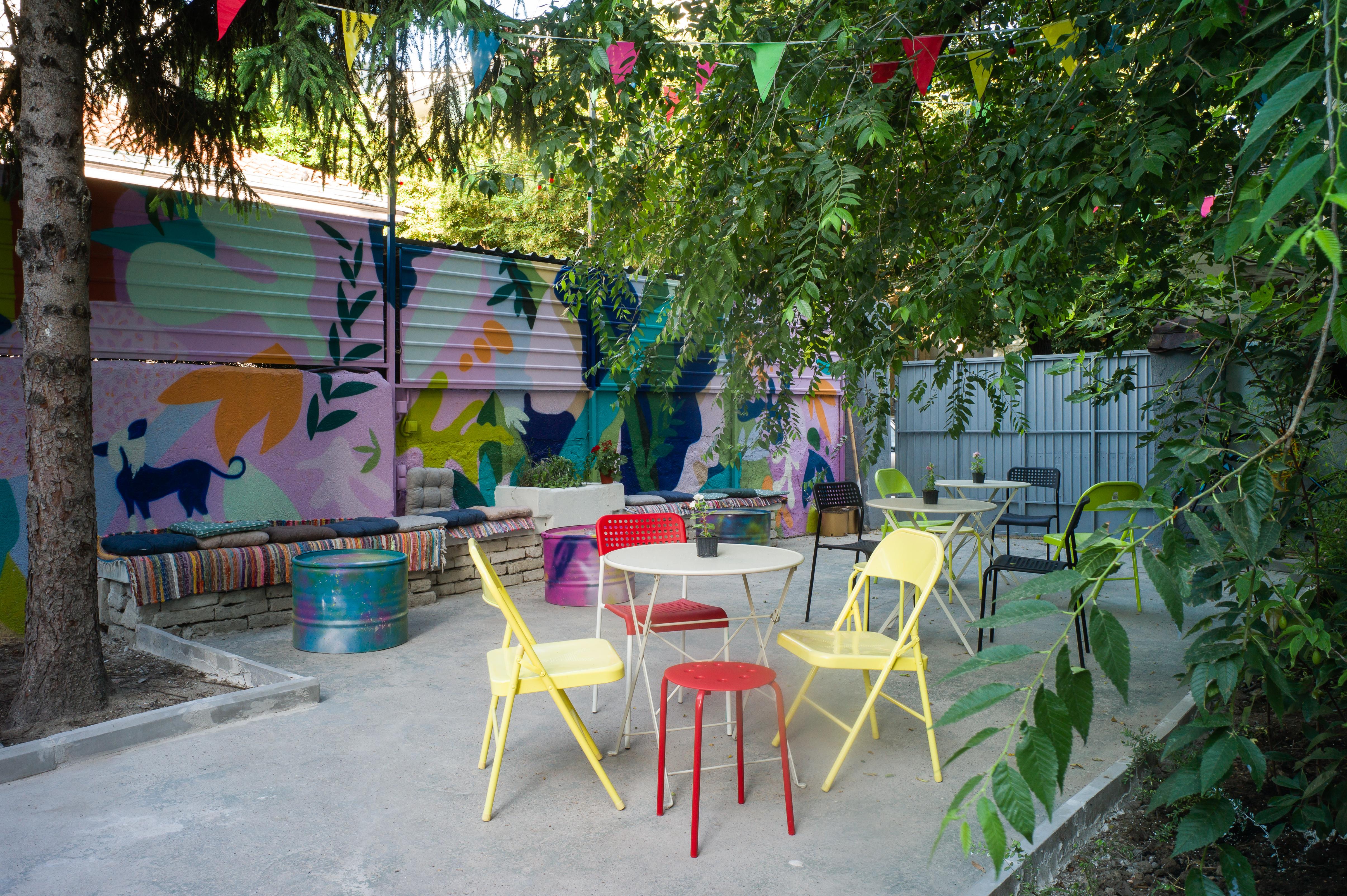 Good People Design Hostel Белград Экстерьер фото