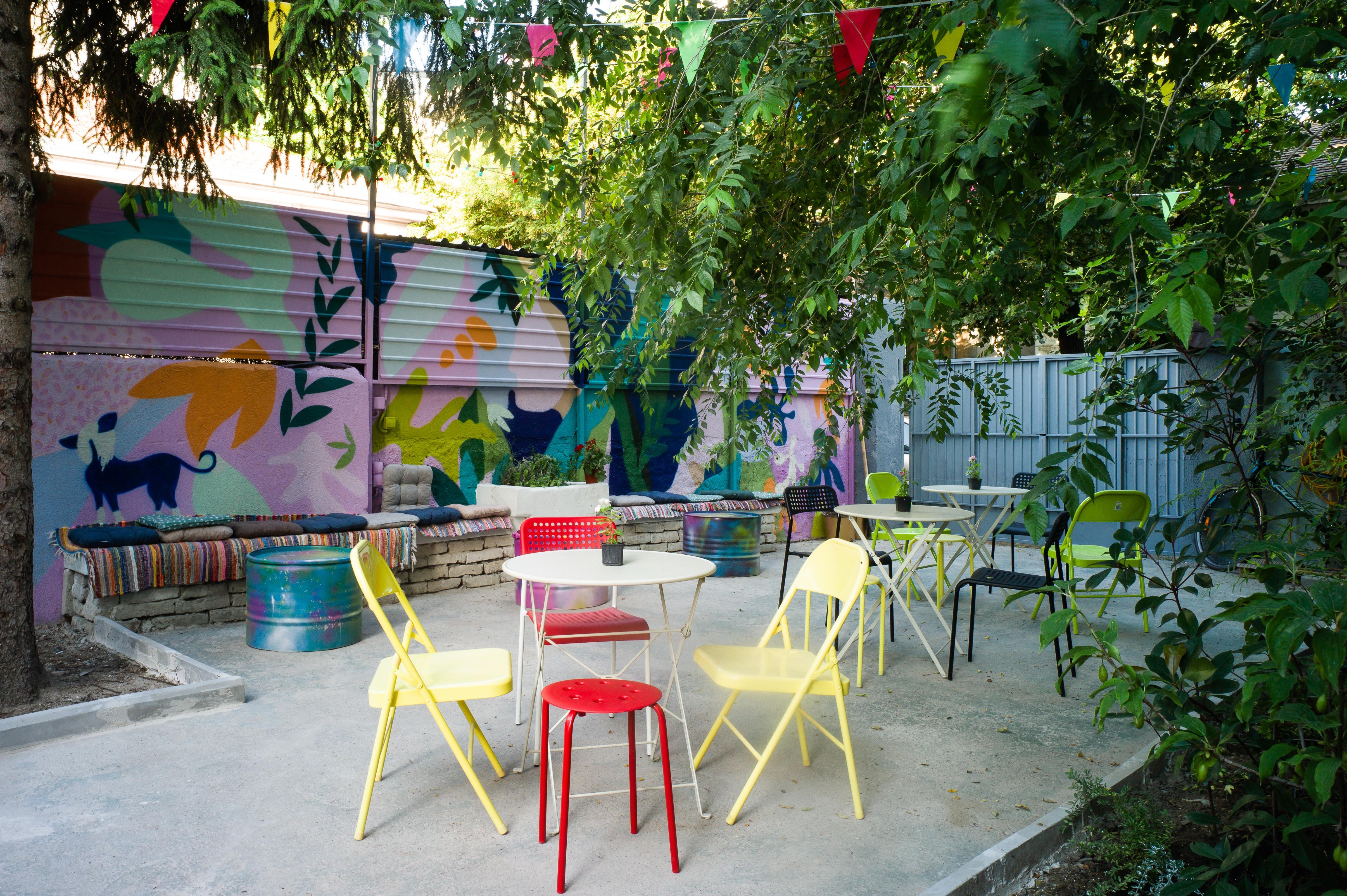 Good People Design Hostel Белград Экстерьер фото